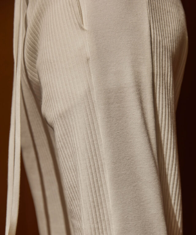 Blanc.Bangkok - PANTALON PLISSÉ (PLEATED TROUSERS)