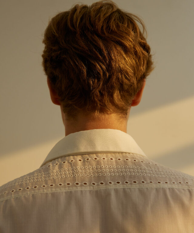 Blanc.Bangkok - Cannes (sleeveless collared shirt)