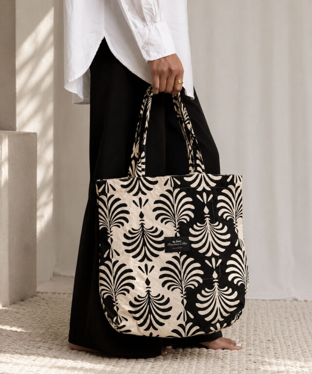 Palm tote (BLÃNC) - Blanc.bangkok